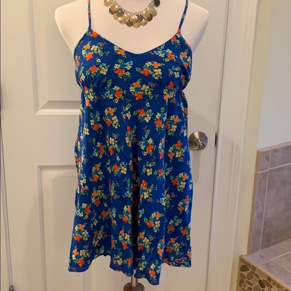 Hollister Dresses & Skirts - Hollister Crepe Lined Hi-Low Sleeveless Dress